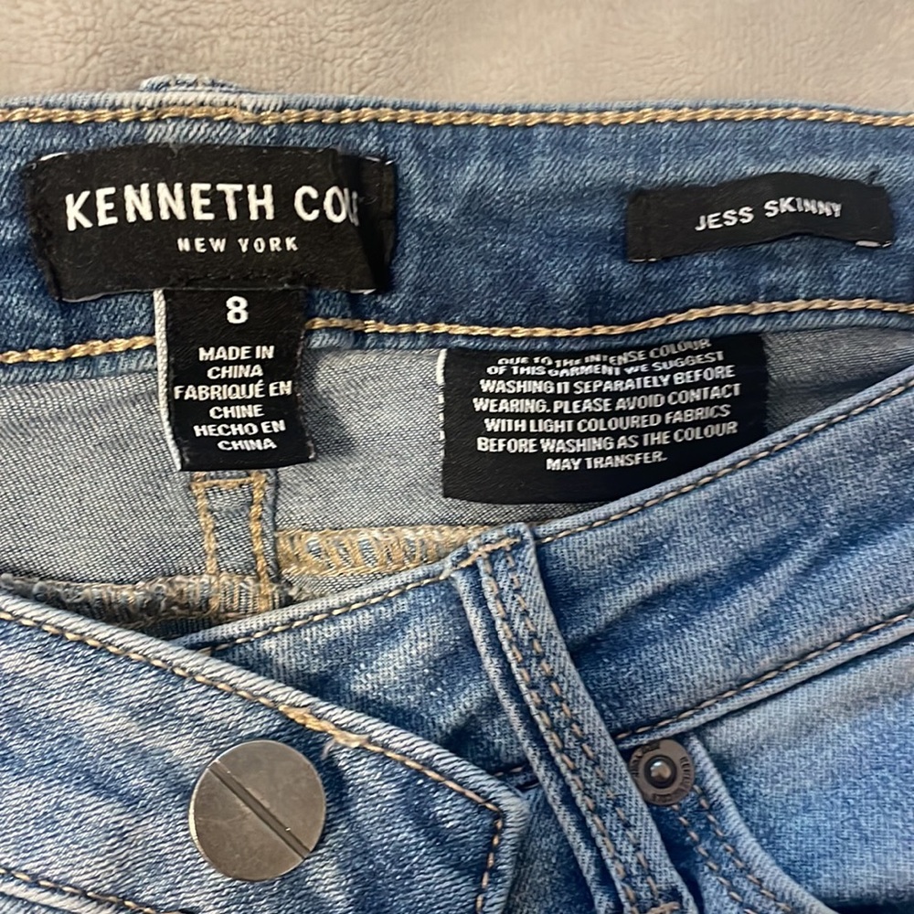 🗽 Kenneth Cole 👖 - Picture 6 of 10